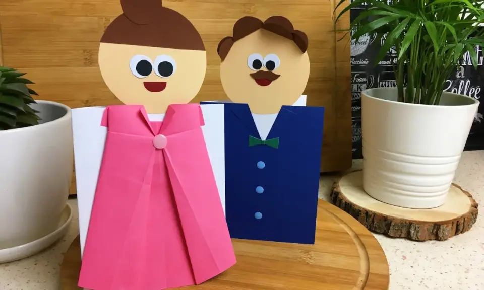 Urocze kartki urodzinowe z papieru: sukienka i garnitur. Świetny pomysł, co można zrobić z papieru na urodziny!